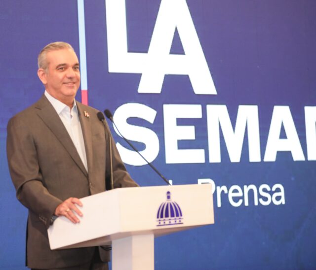 Presidente llama a la oposición a unirse caso haitiano