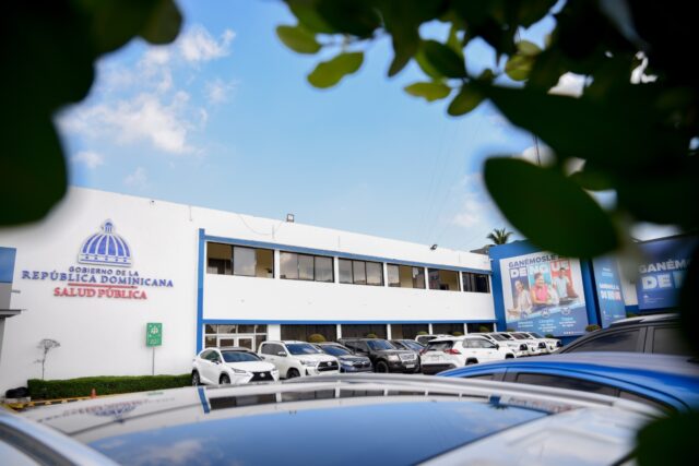 Salud destaca la  importancia de la planificación familiar para mejorar calidad de vida de la población Al conmemorarse este tres de agosto el Día Internacional de la Planificación Familiar, el Ministerio de Salud destaca la importancia de garantizar el acceso a métodos de planificación como herramientas para que las personas y parejas puedan tomar decisiones libres e informadas sobre cuándo y cuántos hijos desean tener.