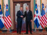 Estados Unidos utilizará territorio dominicano para reabastecer y transportar naves Operación Lanza del Sur Habrá presencia de varios aviones cisterna KC-135 en apoyo a las misiones de patrullaje aéreo, ampliando las capacidades de monitoreo e interdicción sobre gran parte de los ámbitos marítimo y aéreo, y proporcionarán servicios de reabastecimiento de combustible a aeronaves de países socios, garantizando así operaciones sostenidas de monitoreo, detección y rastreo de actividades verificadas de contrabando ilícito.