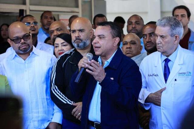 SNS garantiza hospitales están preparados para asistir en Semana Mayor;refuerza personal y activa protocolos