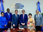 Leonel Fernández recibe en Funglode a Jorge Asjana, candidato a rector de la UASD