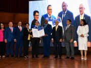 Rector Beltrán resalta formación continua y virtualidad en graduación diplomado docentes UASD subrayó que la actualización permanente del personal docente y administrativo constituye un eje central de su gestión, orientado a fortalecer la calidad educativa y la pertinencia de la enseñanza universitaria.