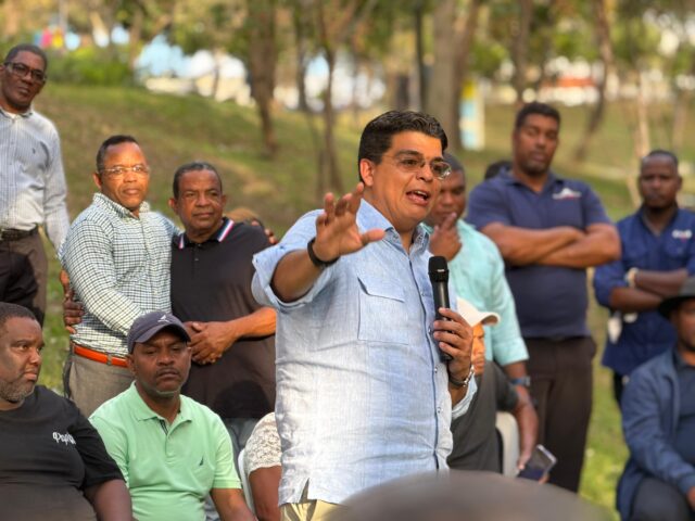 Unión de Juntas de Vecinos valora modelo de transformación urbana