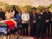 Rinden tributo a Alex Bueno en el Teatro Nacional