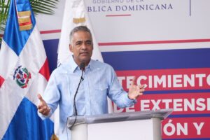 La obra fue ejecutada por el Ministerio de Energía y Minas, a través de la Dirección de Electrificación Rural y Suburbana (DERS), como parte del plan nacional que impulsa el Gobierno para cerrar las brechas de acceso a la electricidad y promover el desarrollo económico y social de las comunidades más vulnerables.
