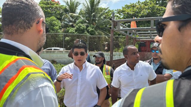 Fellito Suberví avanza en proyectos de agua potable que beneficiarán a más de 124 mil habitantes en Manoguayabo y Los Alcarrizos Fellito Suberví avanza en proyectos de agua potable que beneficiarán a más de 124 mil habitantes en Manoguayabo y Los Alcarrizos