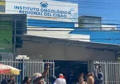 Allanan y apresan exdirectivos del Oncológico Regional del Cibao
