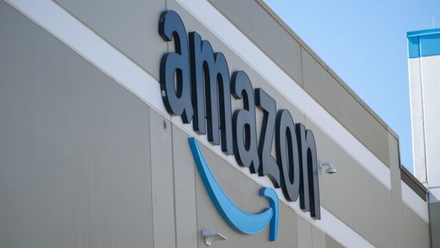Irán afirma haber atacado la infraestructura de Amazon en Baréin Irán afirma haber atacado la infraestructura de Amazon en Baréin