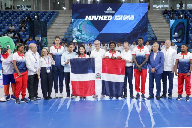 Presidente Abinader inaugura pabellones de voleibol y taekwondo en Centro Olímpico