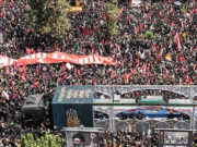 Millones de personas acompañan el cortejo fúnebre de Alí Jamenei en Irán Millones de personas acompañan el cortejo fúnebre de Alí Jamenei en Irán Fuente: Emol.com - https://www.emol.com/noticias/Internacional/2026/07/06/1204850/cortejo-funebre-ali-jamenei-iran.html