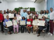 Regional 15 del MINERD reconoce a directores y docentes por sus aportes a la educación ambiental y los huertos escolares