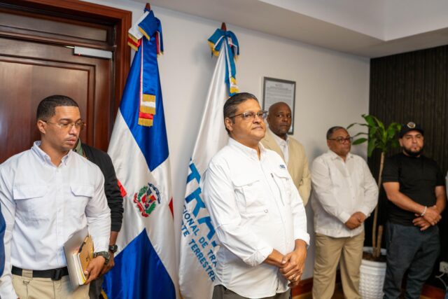 Méndez dispone recuperar técnicos especializados para fortalecer el INTRANT