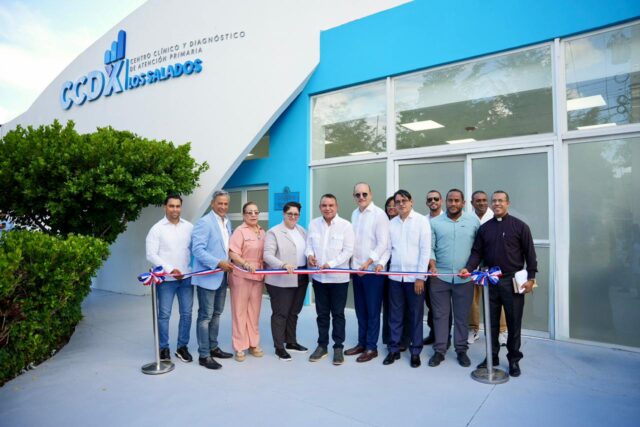 SNS entrega remozado Centro Clínico y Diagnóstico, en Los Salados, Santiago SNS entrega remozado Centro Clínico y Diagnóstico, en Los Salados, Santiago