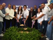 Fellito Suberví inicia el saneamiento de cañada en Los Guaricanos