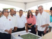 Presidente Abinader supervisa avances del alcantarillado sanitario de Licey al Medio