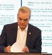 Abinader es el primero en trasladar sede de gobierno vía decreto