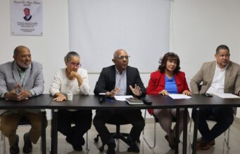 Buscan impedir que oro de la Barrick se venda en mercado de Londres